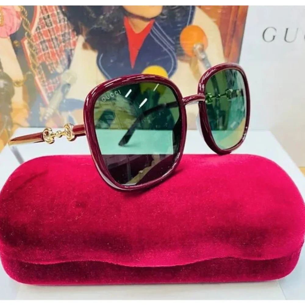 NWT Gucci GG 0893S-003-57 Red Oversized 57mm Sunglasses